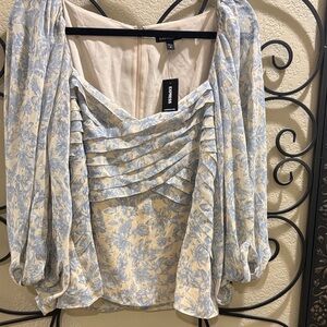 Express Women's Floral Blouse - Blue and Cream